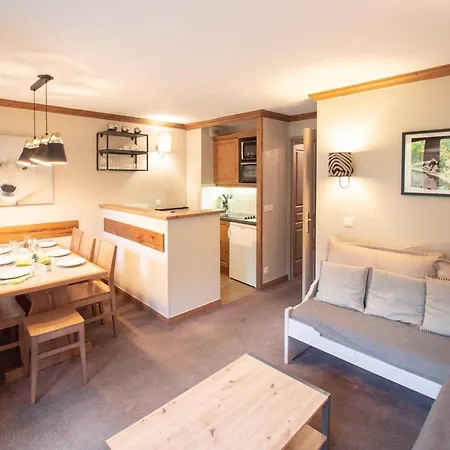 Cosy 3 Pieces Avec Balcon - 6 Personnes, - Fr-1-291-882 Apartment